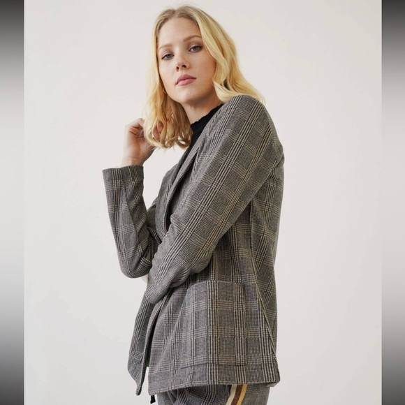 Mystree Houndstooth Plaid Knit Blazer Grey NWT - Picture 6 of 8